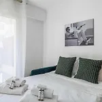 Apartmán Charming In Residential Neighbourhood
