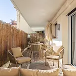 Apartmán Charming In Residential Neighbourhood *