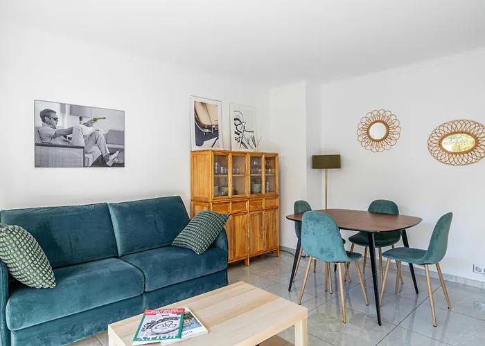 Charming In Residential Neighbourhood Apartman *