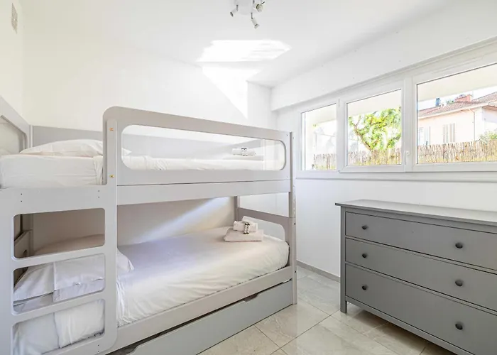 Daire Charming In Residential Neighbourhood Cannes