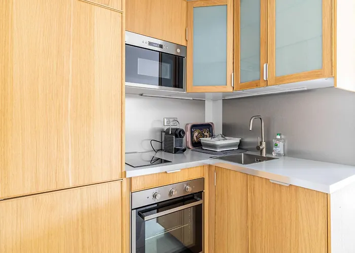 Charming In Residential Neighbourhood Apartman